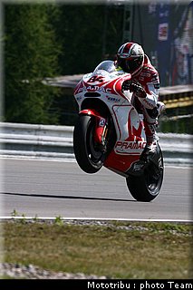 motogp_fabrizio_08_brno_2009.jpg