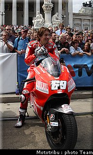 motogp_hayden_05_brno_2009.jpg