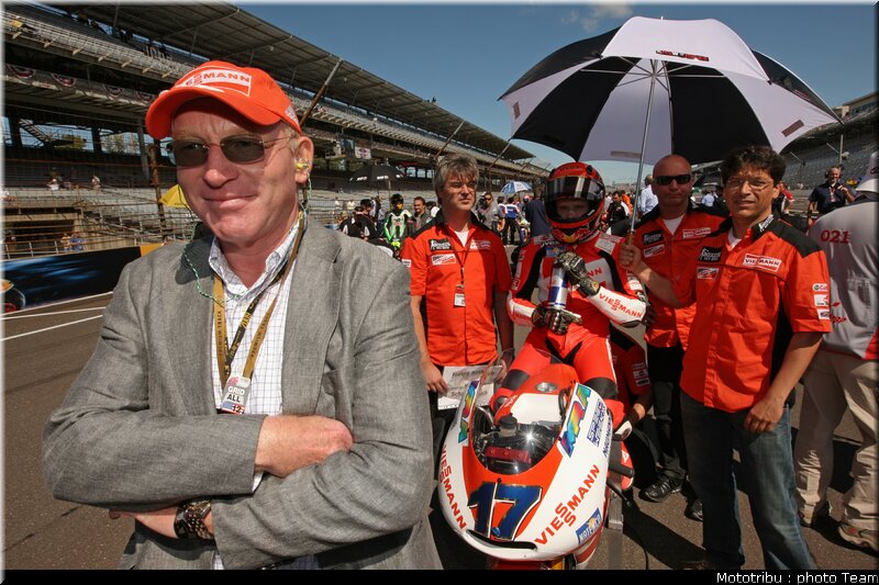 125_bradl_6_indianapolis_2009