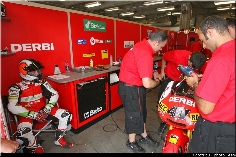 125_espargaro_3_indianapolis_2009