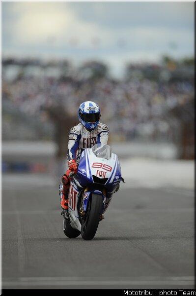 motogp_lorenzo_009_indianapolis_2009