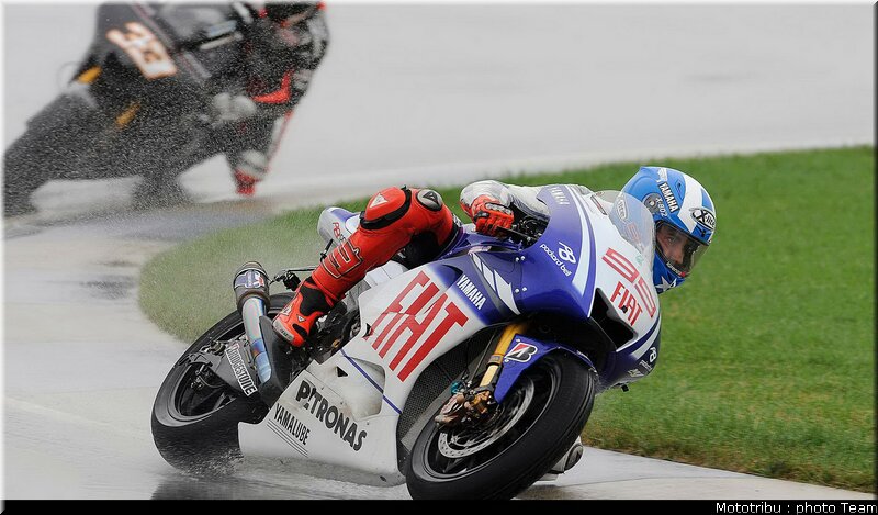 motogp_lorenzo_017_indianapolis_2009