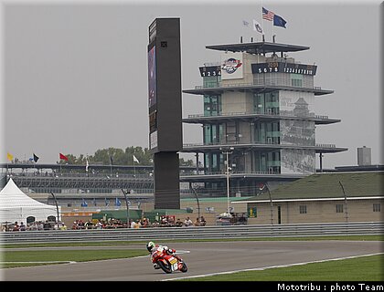 125_espargaro_6_indianapolis_2009.jpg