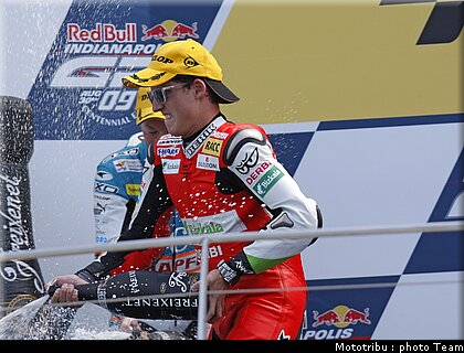 125_espargaro_8_indianapolis_2009.jpg