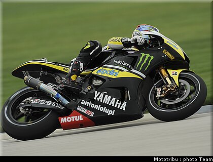 motogp_edwards_01_indianapolis_2009_02.jpg