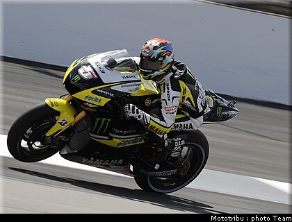 motogp_edwards_01_indianapolis_2009_09.jpg