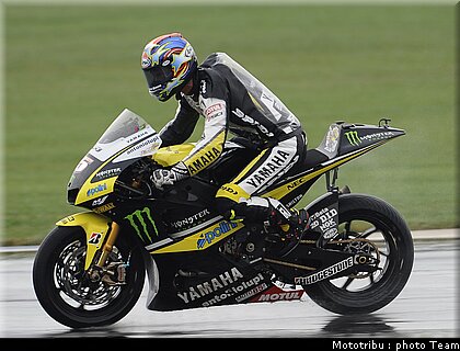 motogp_edwards_01_indianapolis_2009_18.jpg