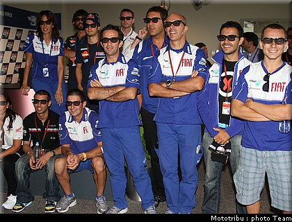 motogp_lorenzo_001_indianapolis_2009.jpg