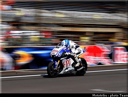 motogp_lorenzo_004_indianapolis_2009.jpg