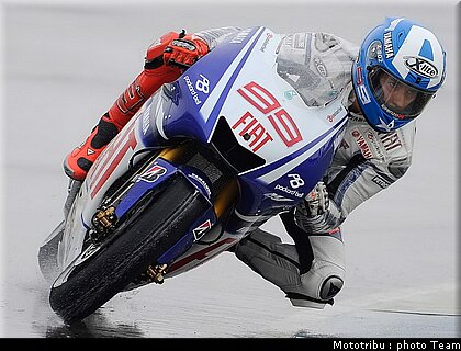 motogp_lorenzo_008_indianapolis_2009.jpg