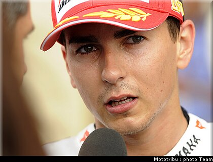 motogp_lorenzo_011_indianapolis_2009.jpg