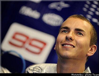 motogp_lorenzo_018_indianapolis_2009.jpg