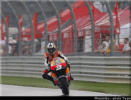 motogp_pedrosa_14_indianapolis_2009.jpg
