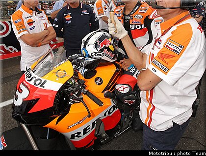 motogp_pedrosa_29_indianapolis_2009.jpg