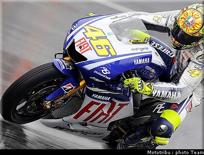 motogp_rossi_012_indianapolis_2009.jpg