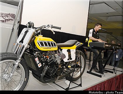 motogp_tech3_06_indianapolis_2009.jpg