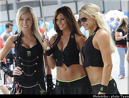 pit_babe_025_indianapolis_2009.jpg