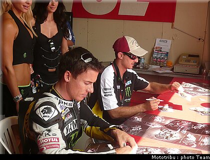 pit_babe_032_indianapolis_2009.jpg