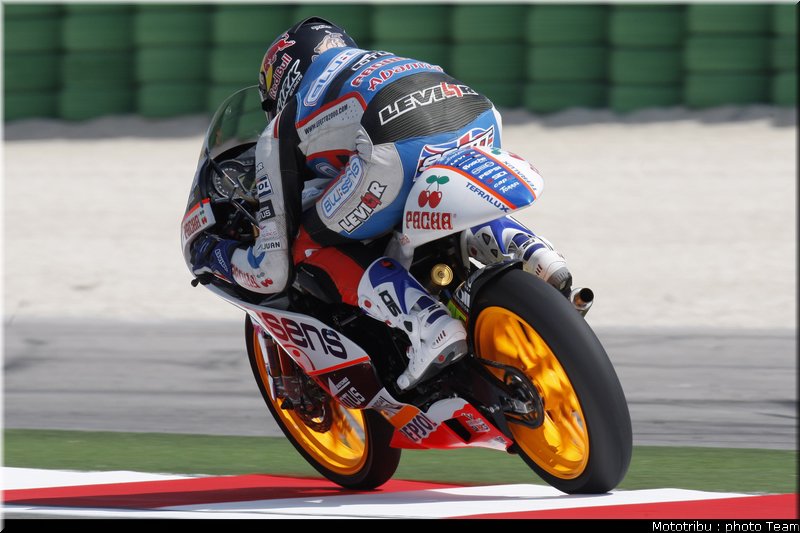 125_redding_05_misano_2009