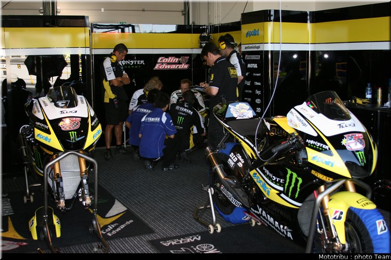 motogp_edwards_12_misano_2009