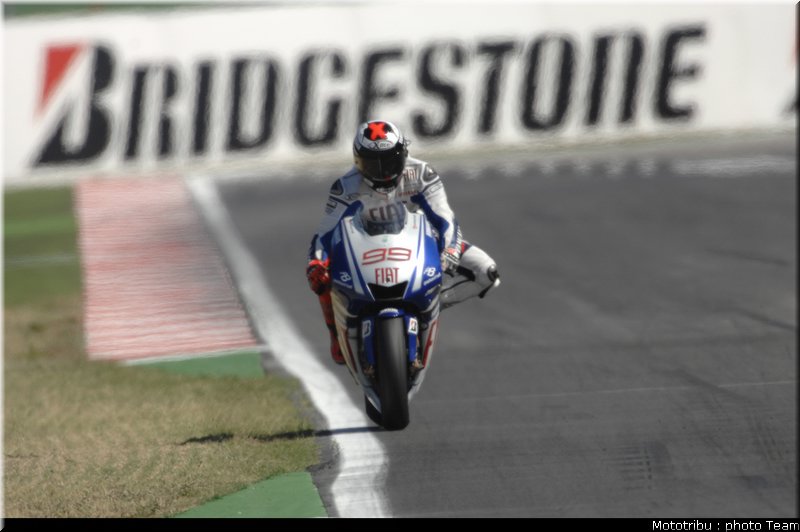 motogp_lorenzo_02_misano_2009
