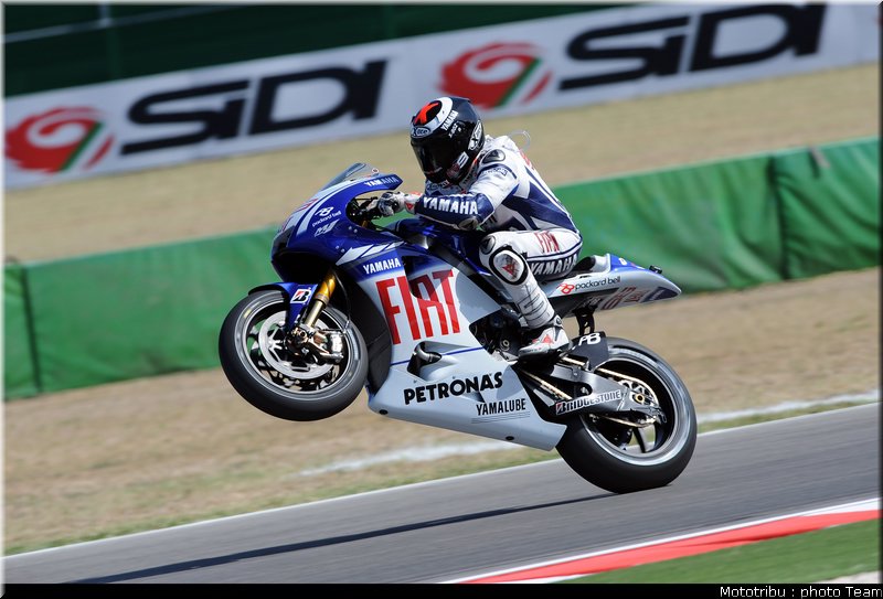 motogp_lorenzo_07_misano_2009