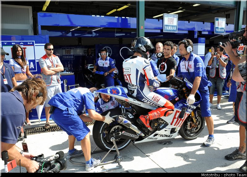 motogp_lorenzo_08_misano_2009