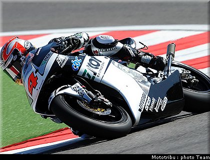 250_aoyama_3_misano_2009.jpg