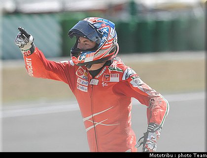 motogp_hayden_21_misano_2009.jpg