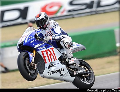 motogp_lorenzo_12_misano_2009.jpg