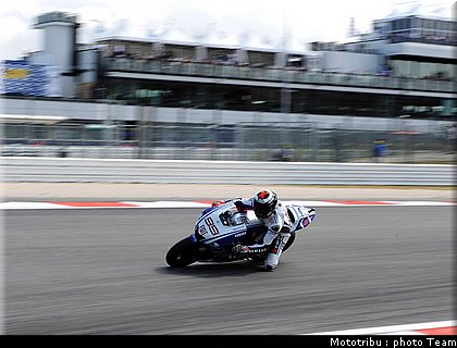 motogp_lorenzo_14_misano_2009.jpg