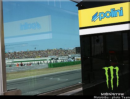 motogp_tech3_4_misano_2009.jpg