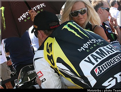 pitbabe_motogp_misano_2009_21.jpg