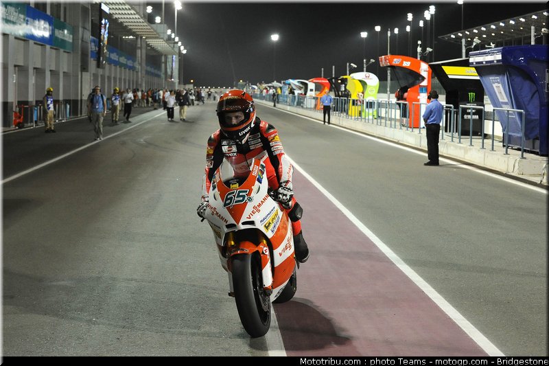 moto2_bradl_07_qatar_2010
