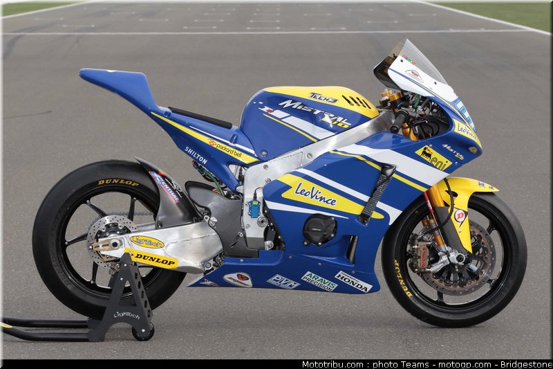 moto2_derosa_10_qatar_2010