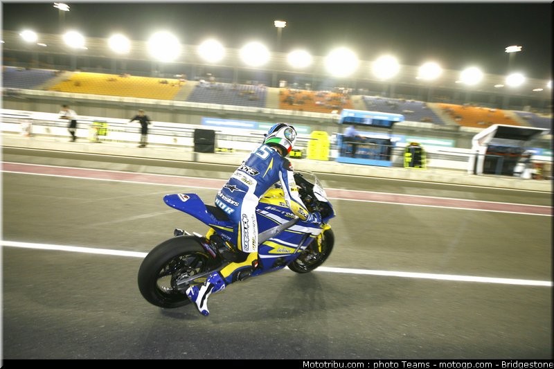 moto2_derosa_14_qatar_2010