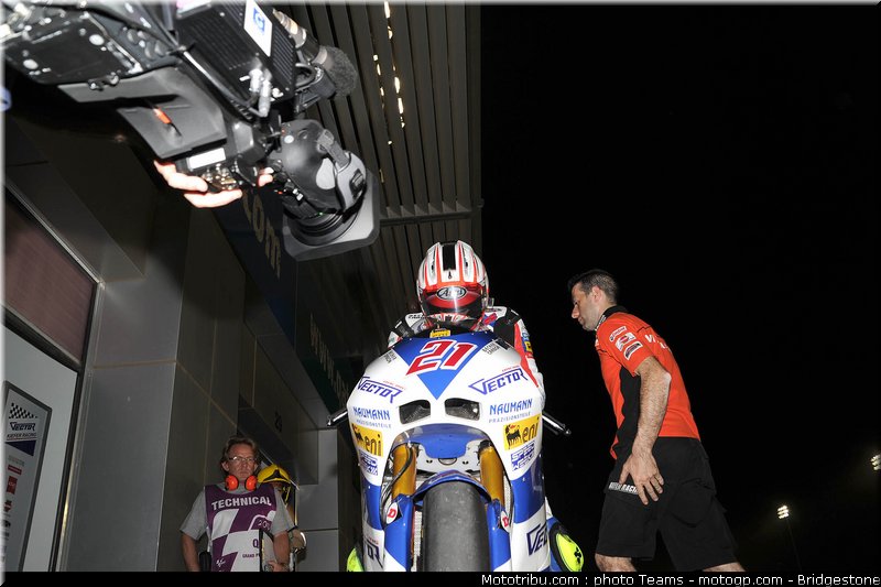 moto2_leonov_03_qatar_2010