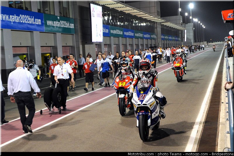 moto2_qatar_2010_21