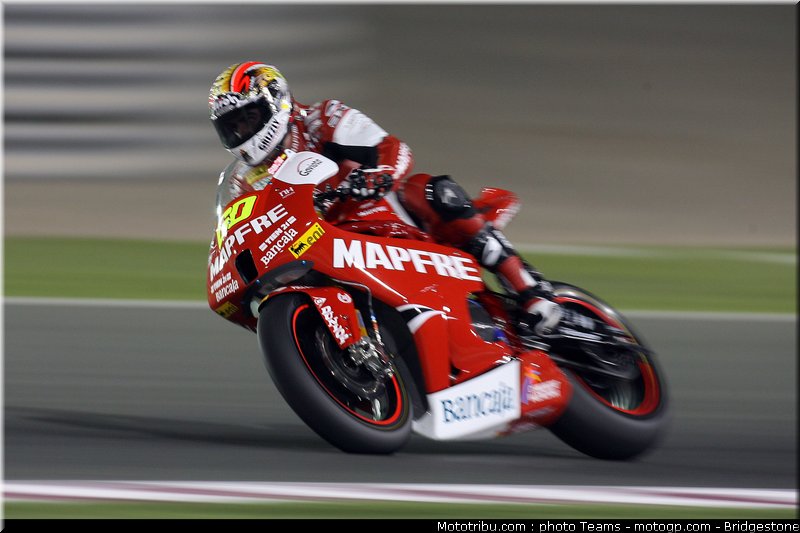 moto2_simon_02_qatar_2010
