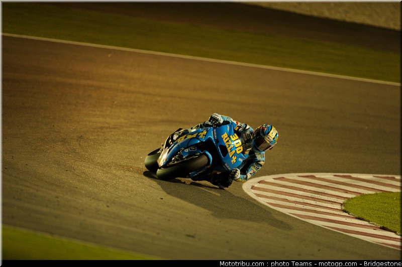 motogp_capirossi_04_qatar_2010