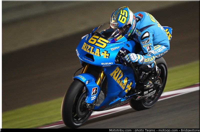 motogp_capirossi_09_qatar_2010