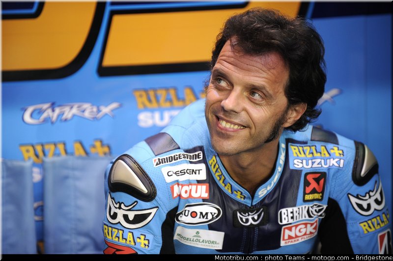 motogp_capirossi_12_qatar_2010