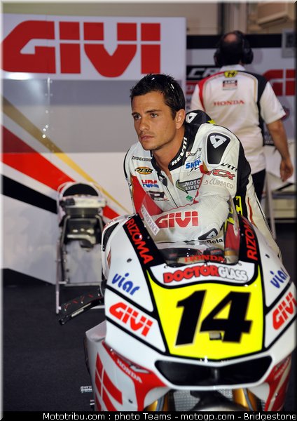 motogp_depuniet_04_qatar_2010