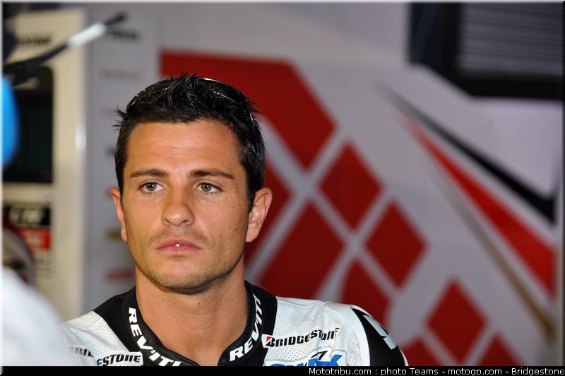 motogp_depuniet_06_qatar_2010