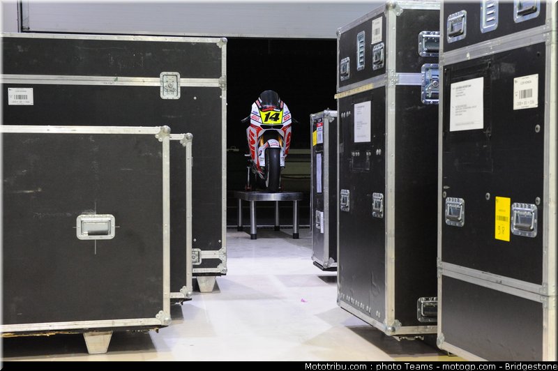 motogp_depuniet_12_qatar_2010