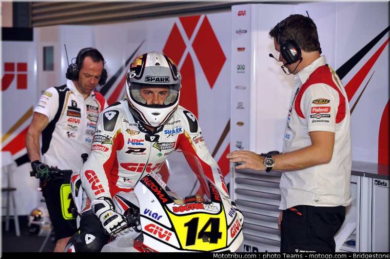 motogp_depuniet_32_qatar_2010