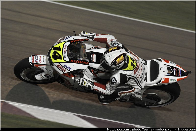 motogp_depuniet_37_qatar_2010