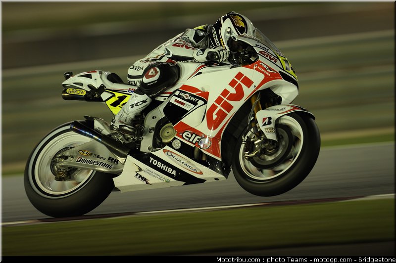 motogp_depuniet_52_qatar_2010