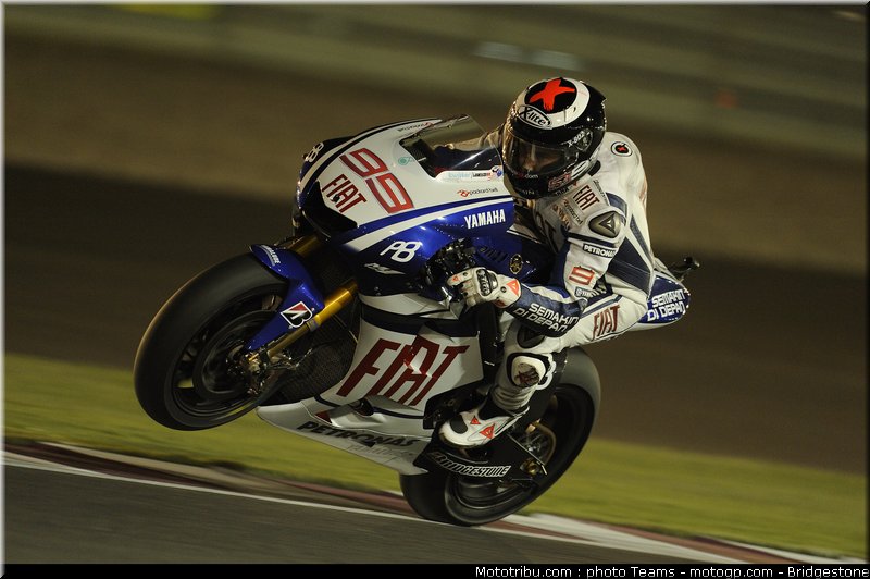 motogp_lorenzo_01_qatar_2010