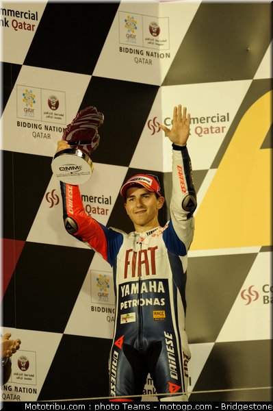 motogp_lorenzo_04_qatar_2010